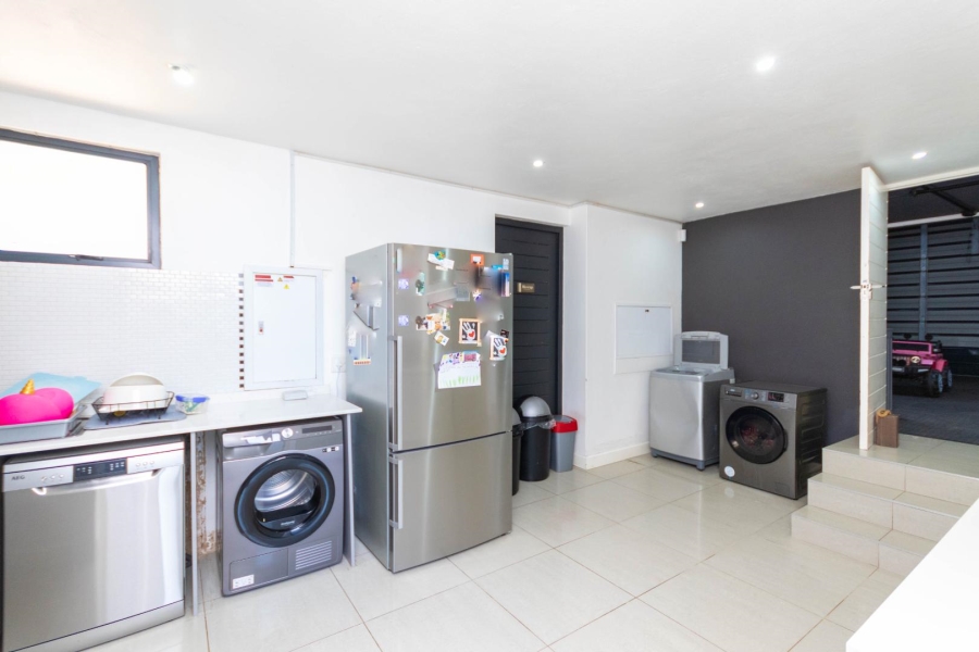 3 Bedroom Property for Sale in Lanseria Gauteng