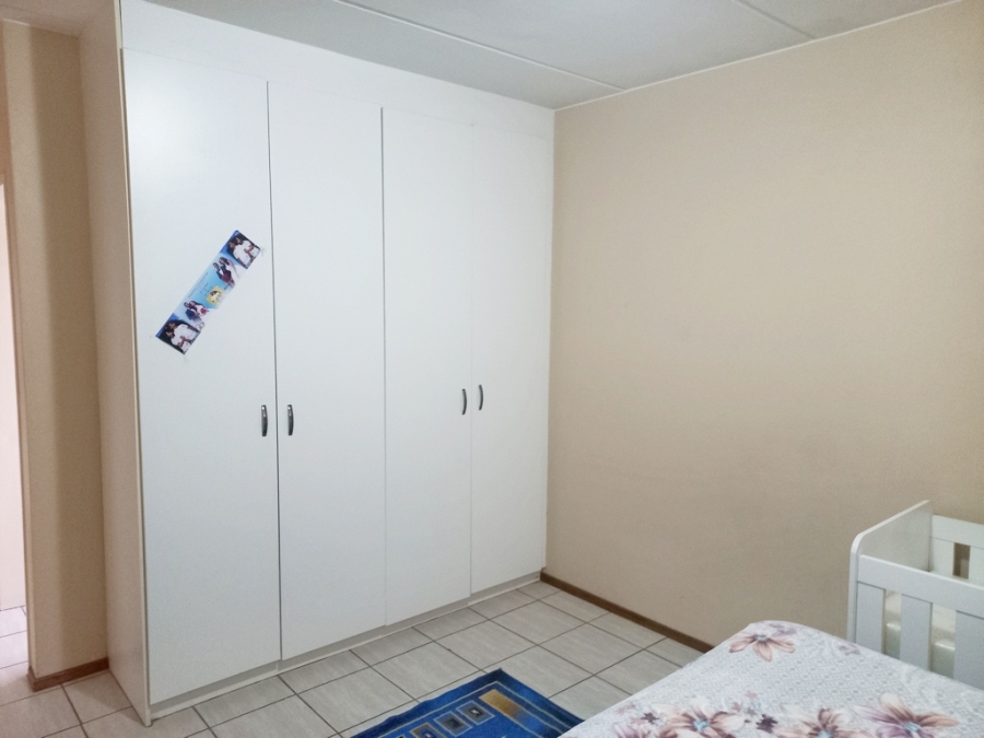2 Bedroom Property for Sale in Terenure Gauteng