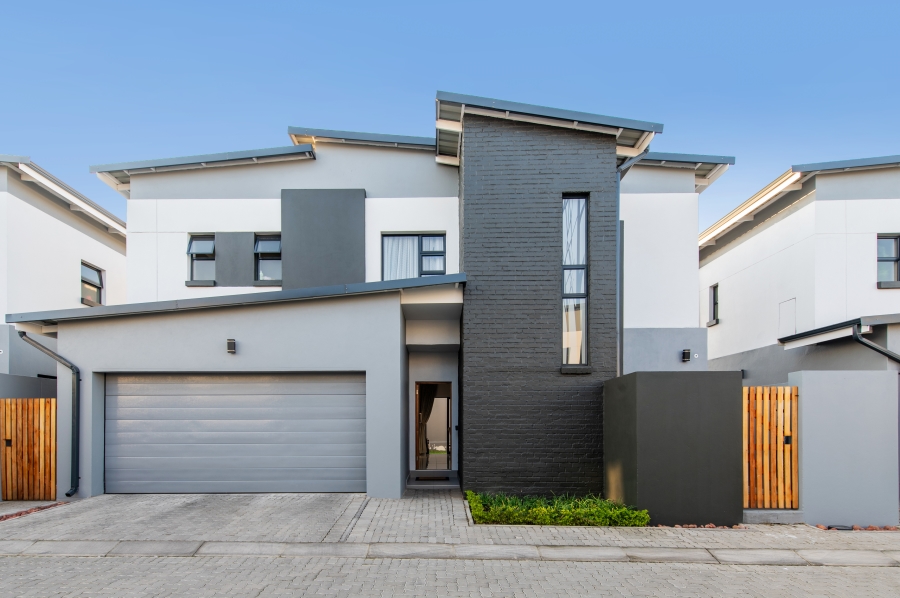 3 Bedroom Property for Sale in Lonehill Gauteng