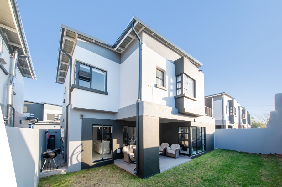 3 Bedroom Property for Sale in Lonehill Gauteng