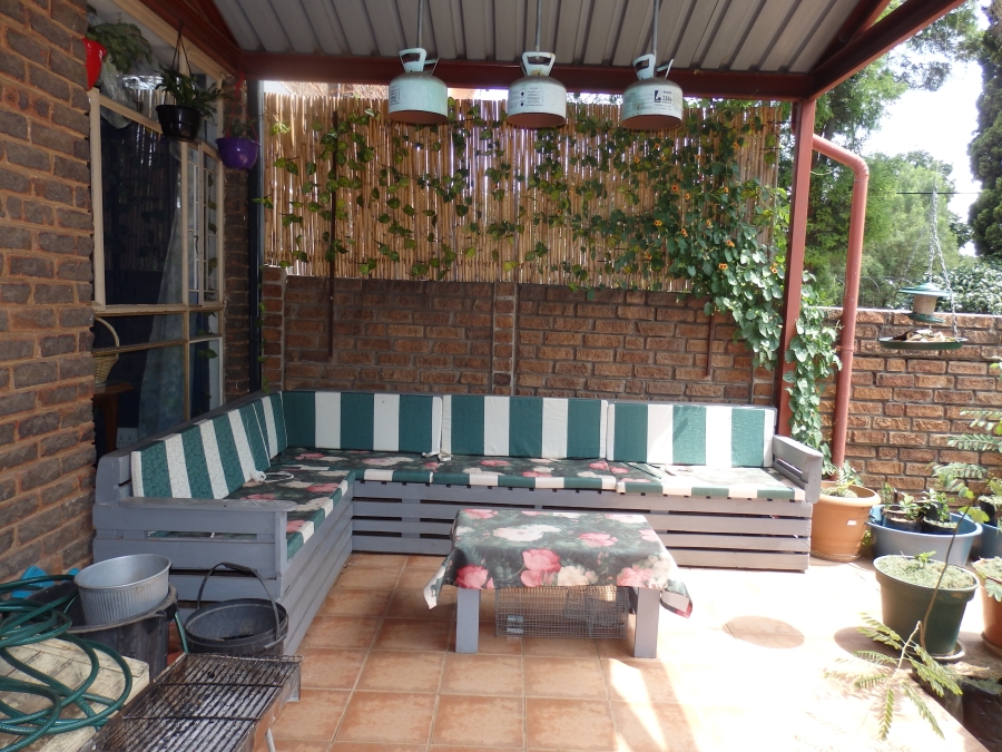 2 Bedroom Property for Sale in Wierda Park Gauteng