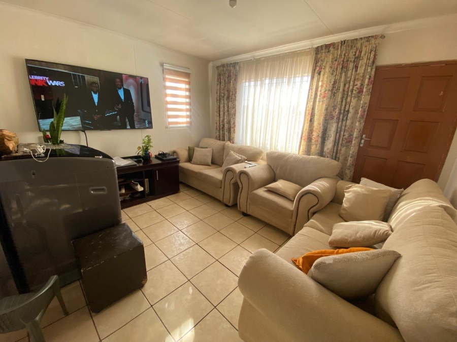 3 Bedroom Property for Sale in Savanna City Gauteng