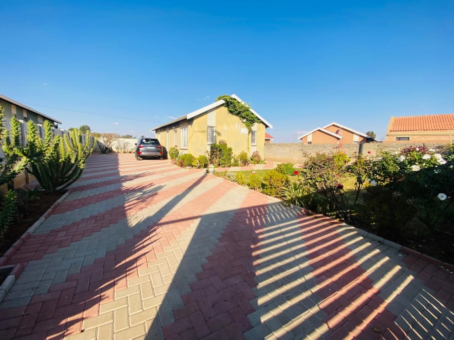 3 Bedroom Property for Sale in Savanna City Gauteng