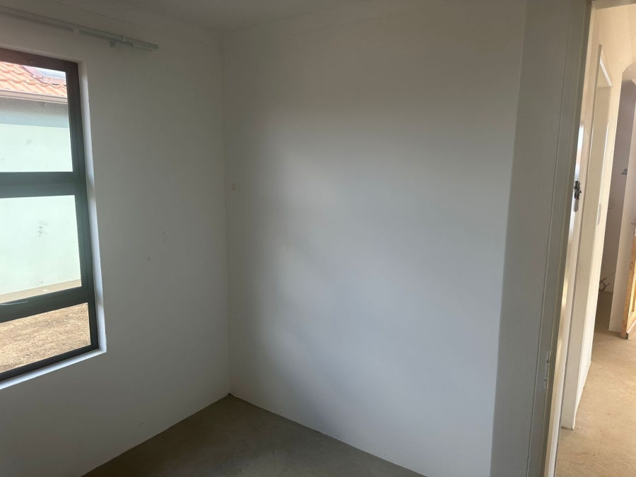 2 Bedroom Property for Sale in Savanna City Gauteng