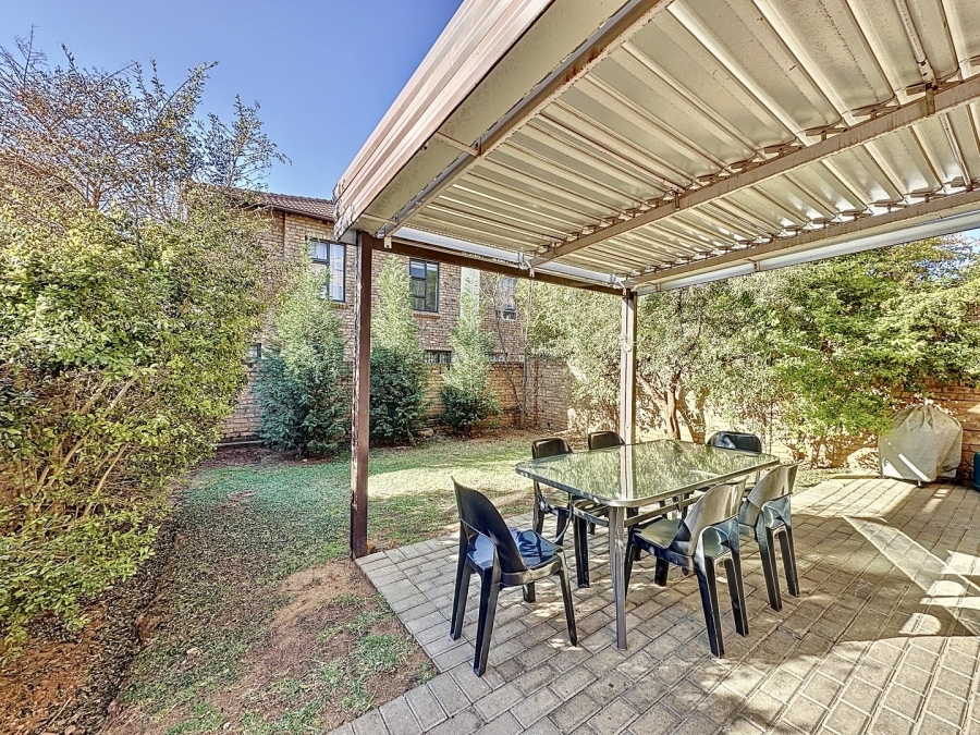 4 Bedroom Property for Sale in Hazeldean Gauteng