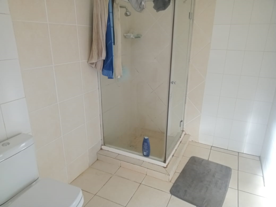4 Bedroom Property for Sale in Annlin Gauteng