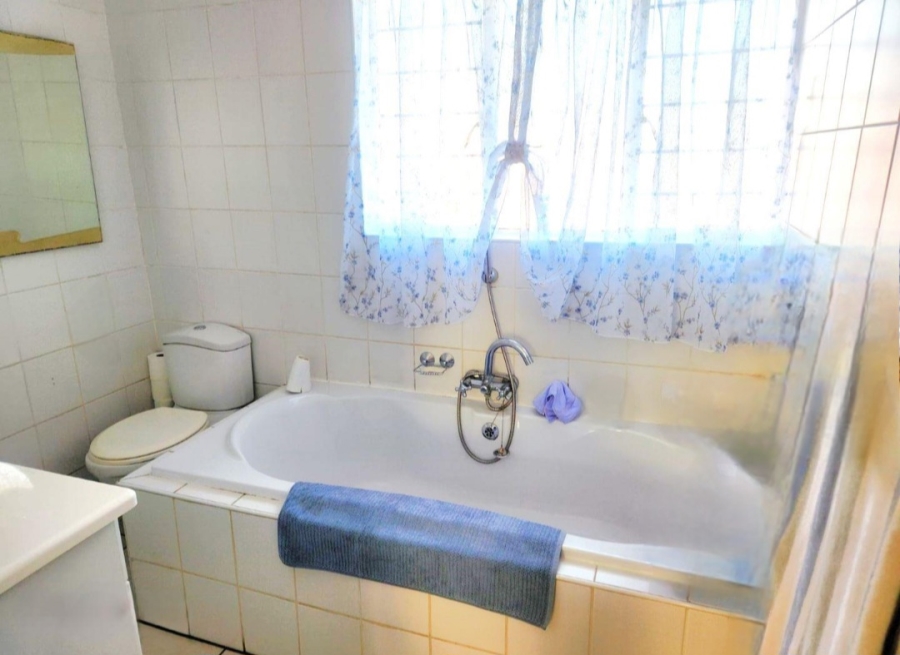 3 Bedroom Property for Sale in Doringkloof Gauteng