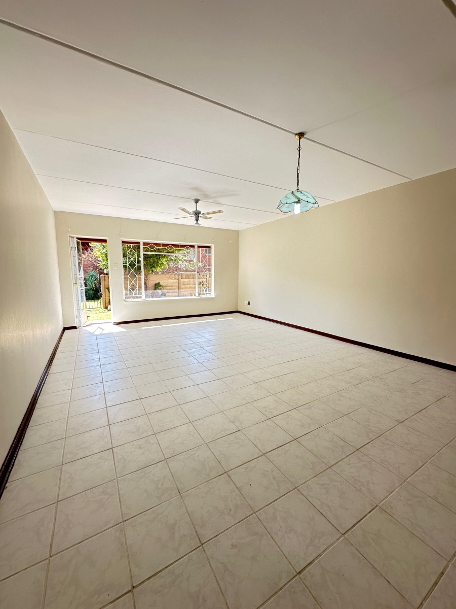 2 Bedroom Property for Sale in Ferndale Gauteng