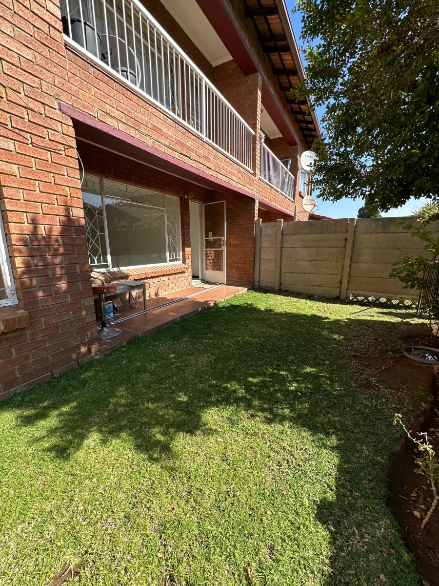 2 Bedroom Property for Sale in Ferndale Gauteng