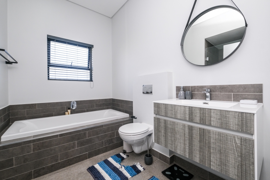 To Let 3 Bedroom Property for Rent in Fourways Gauteng