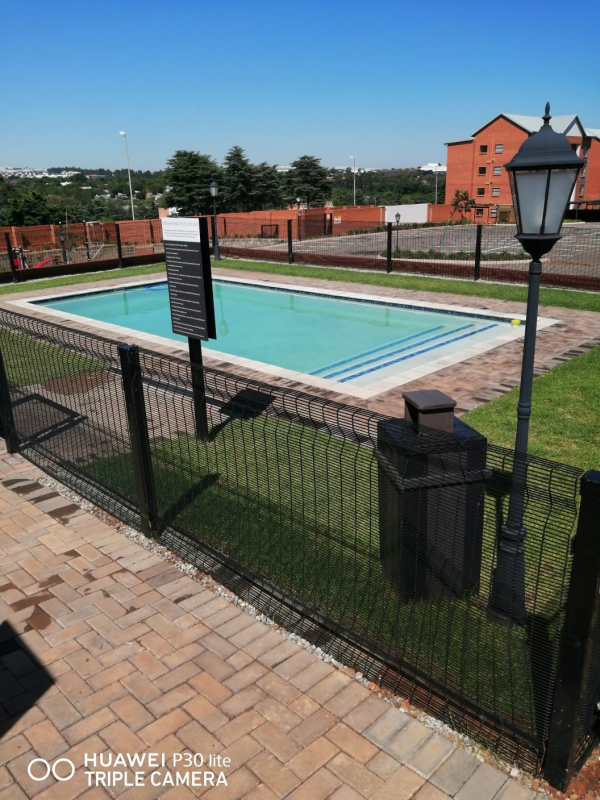 2 Bedroom Property for Sale in Modderfontein Gauteng