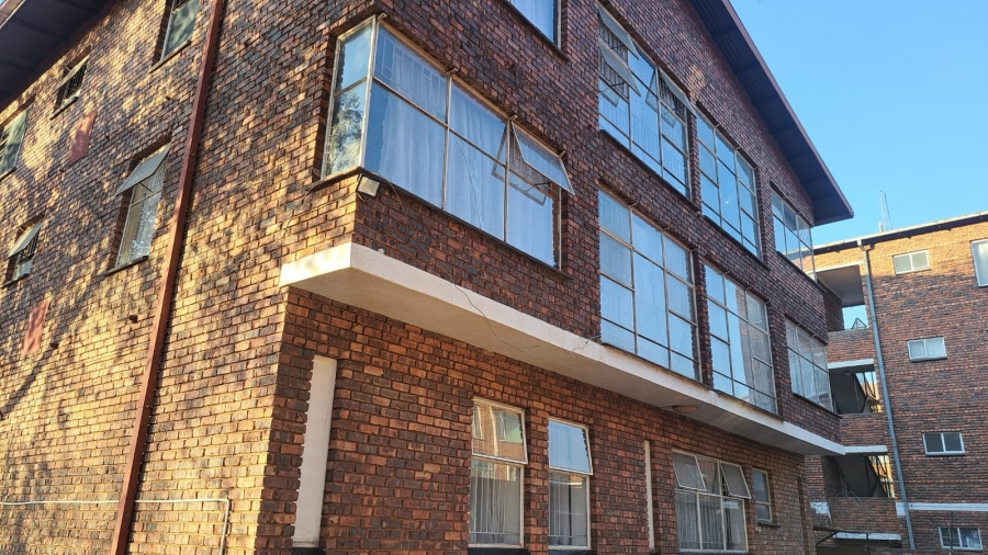 1 Bedroom Property for Sale in Pretoria West Gauteng