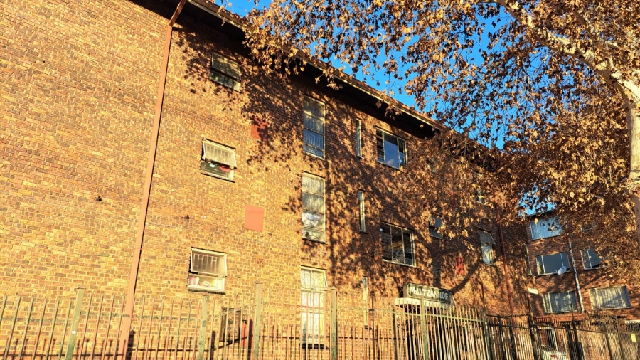 1 Bedroom Property for Sale in Pretoria West Gauteng