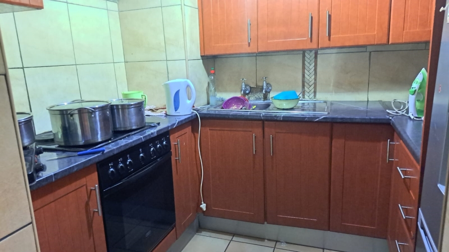 1 Bedroom Property for Sale in Pretoria West Gauteng