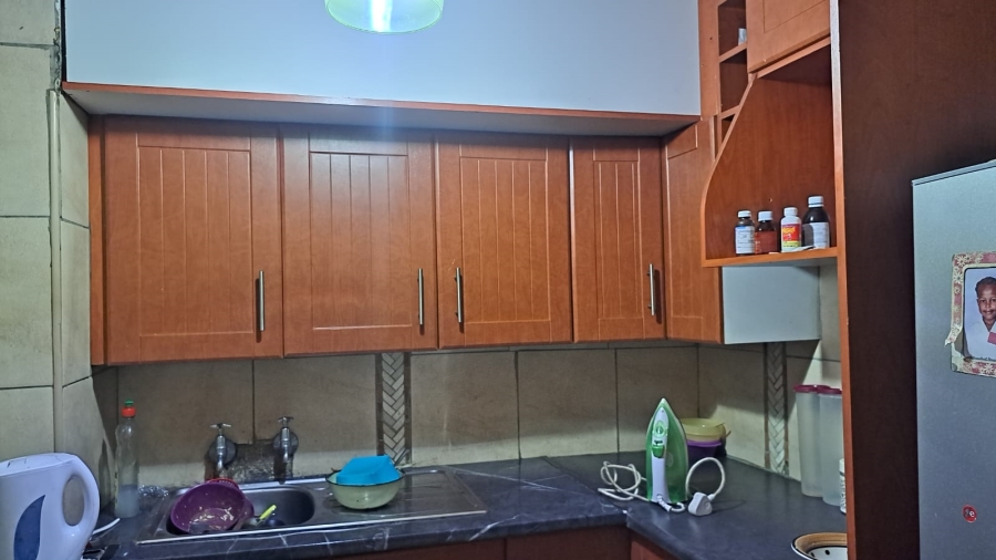 1 Bedroom Property for Sale in Pretoria West Gauteng