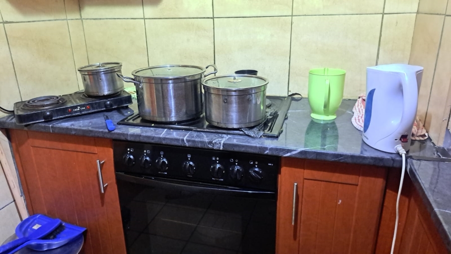 1 Bedroom Property for Sale in Pretoria West Gauteng