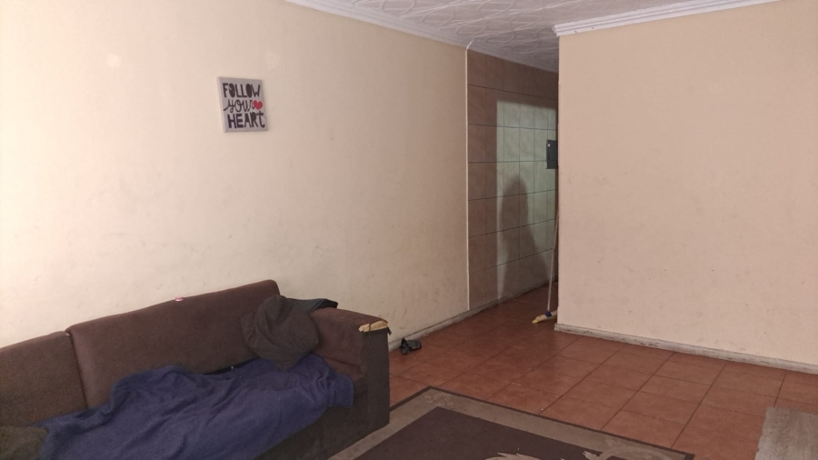 1 Bedroom Property for Sale in Pretoria West Gauteng