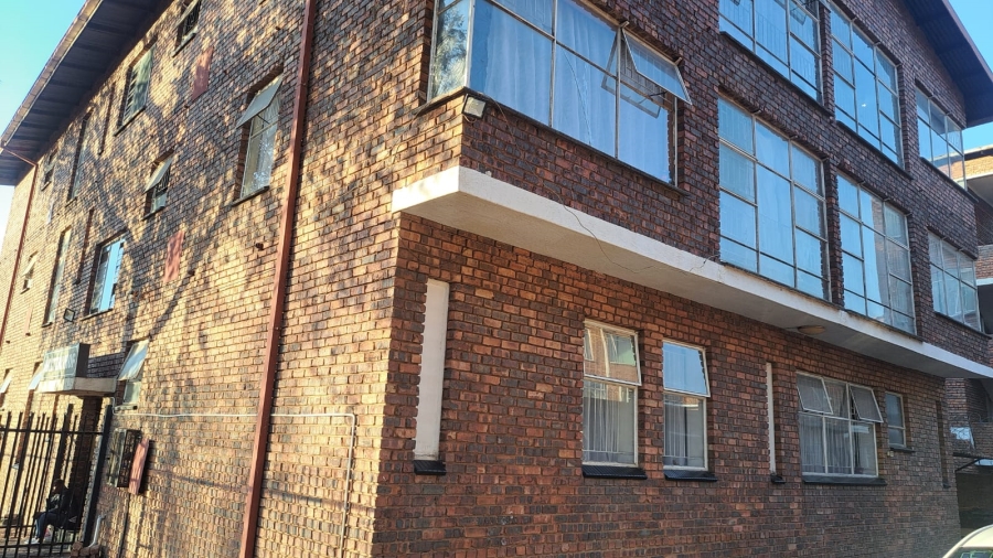 1 Bedroom Property for Sale in Pretoria West Gauteng