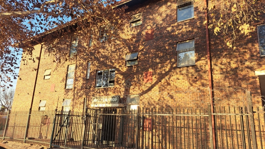 1 Bedroom Property for Sale in Pretoria West Gauteng