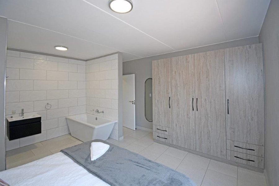 2 Bedroom Property for Sale in Bedford Gardens Gauteng