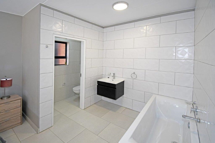 2 Bedroom Property for Sale in Bedford Gardens Gauteng