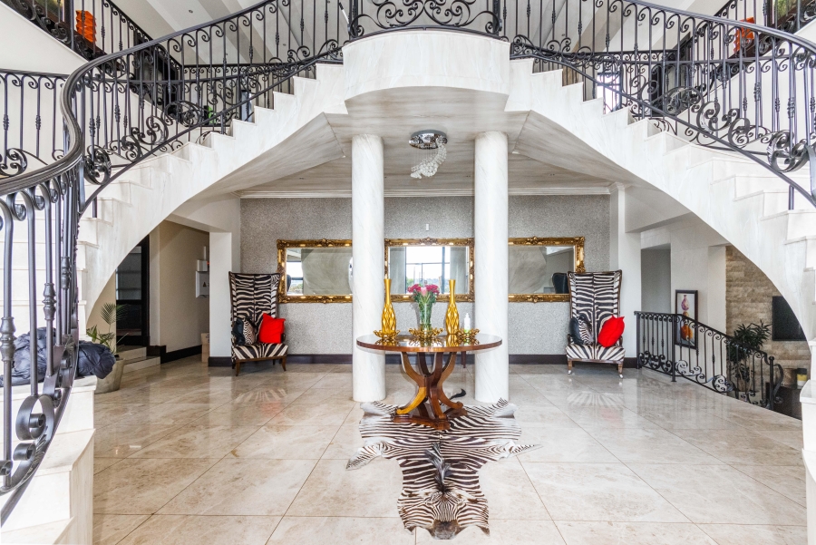 8 Bedroom Property for Sale in Blue Hills Equestrian Estate Gauteng