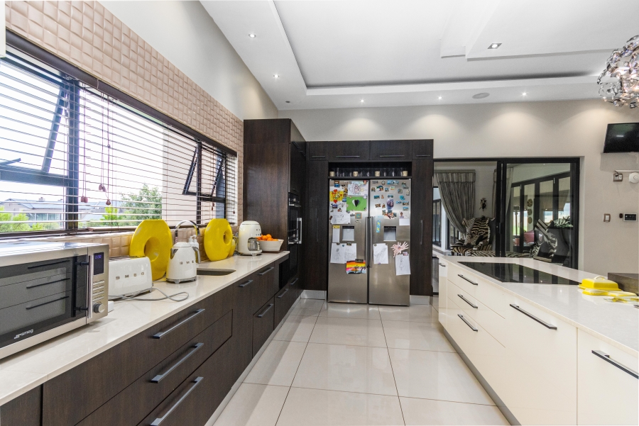 8 Bedroom Property for Sale in Blue Hills Equestrian Estate Gauteng