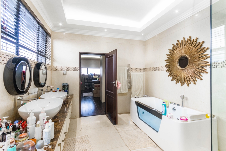 8 Bedroom Property for Sale in Blue Hills Equestrian Estate Gauteng