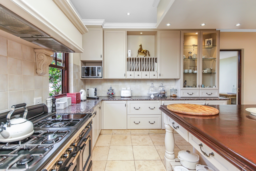 6 Bedroom Property for Sale in Saddlebrook Estate Gauteng
