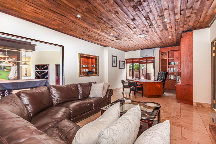 6 Bedroom Property for Sale in Saddlebrook Estate Gauteng