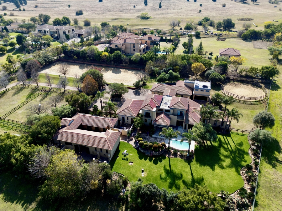 6 Bedroom Property for Sale in Saddlebrook Estate Gauteng