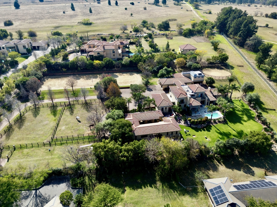 6 Bedroom Property for Sale in Saddlebrook Estate Gauteng