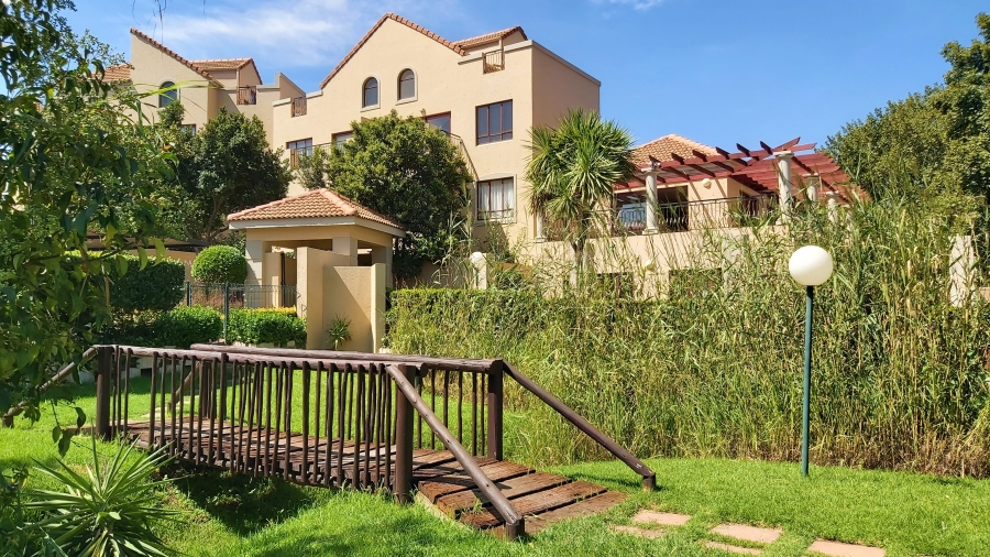 To Let 1 Bedroom Property for Rent in Sunninghill Gauteng
