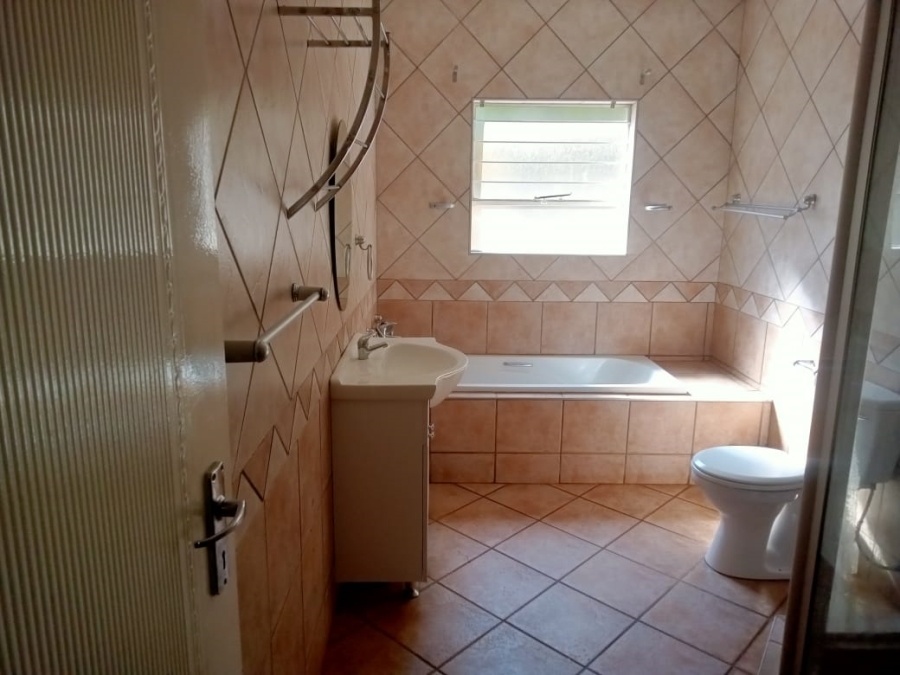 3 Bedroom Property for Sale in Sinoville Gauteng