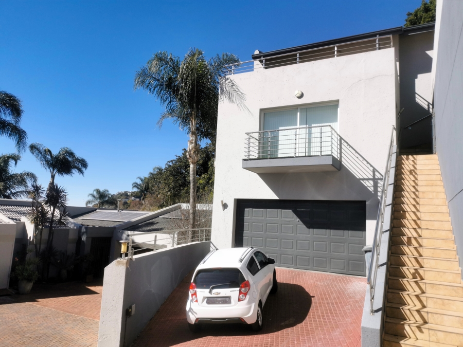 To Let 1 Bedroom Property for Rent in Constantia Kloof Gauteng