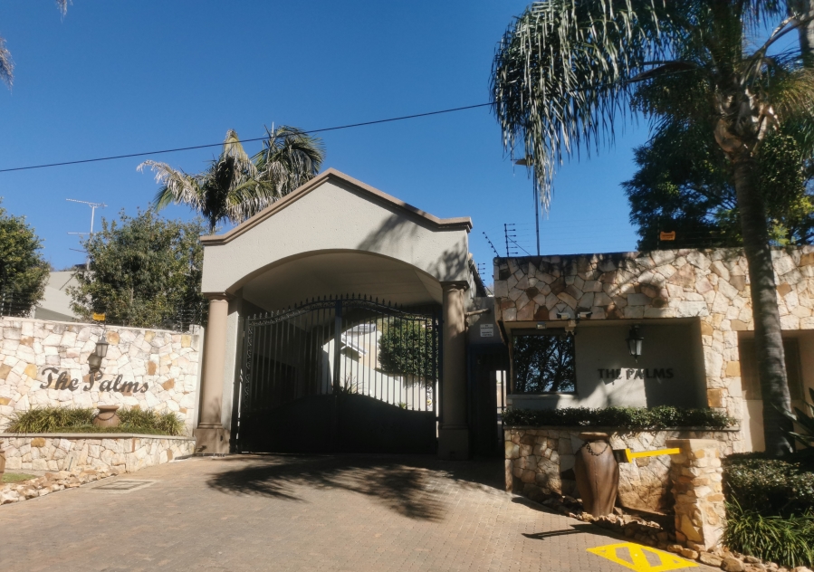 To Let 1 Bedroom Property for Rent in Constantia Kloof Gauteng