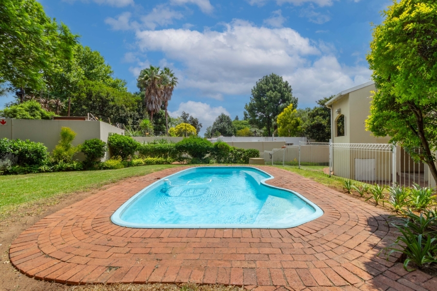 2 Bedroom Property for Sale in Morningside Gauteng