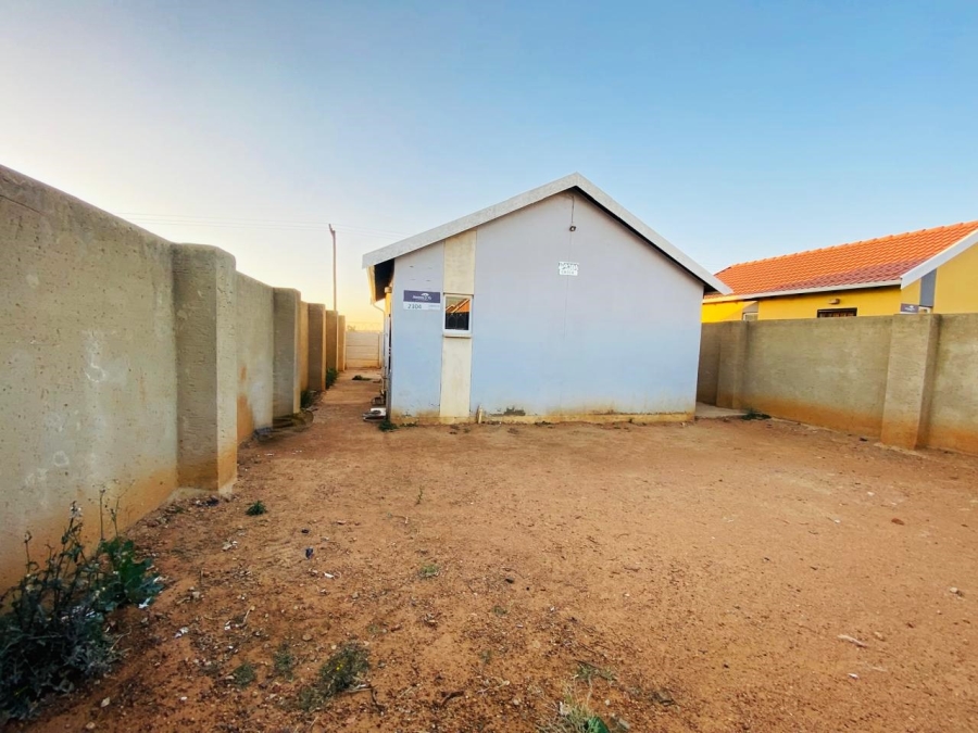 2 Bedroom Property for Sale in Savanna City Gauteng