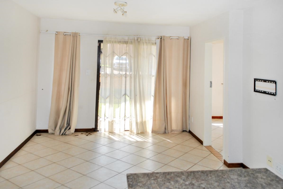 2 Bedroom Property for Sale in Noordwyk Gauteng