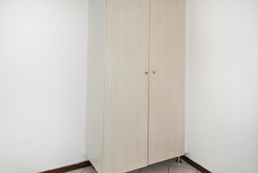 2 Bedroom Property for Sale in Noordwyk Gauteng