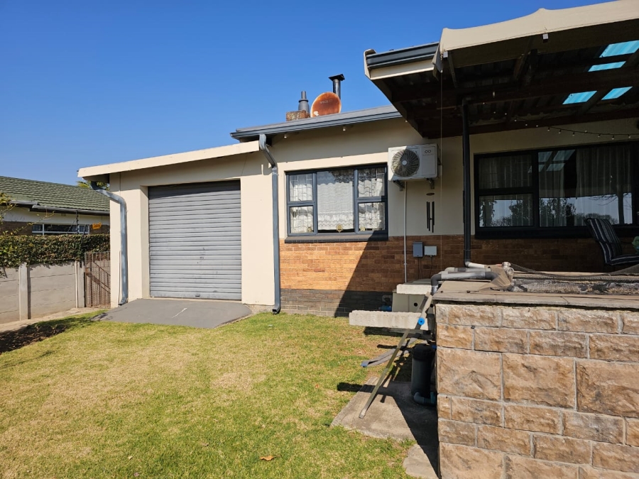 3 Bedroom Property for Sale in Northmead Gauteng