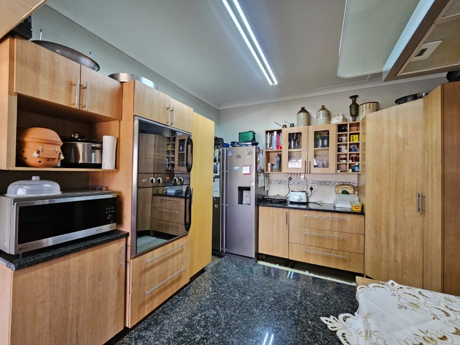 3 Bedroom Property for Sale in Northmead Gauteng