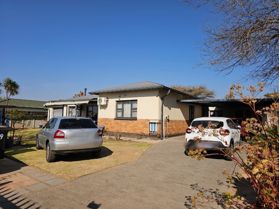 3 Bedroom Property for Sale in Northmead Gauteng