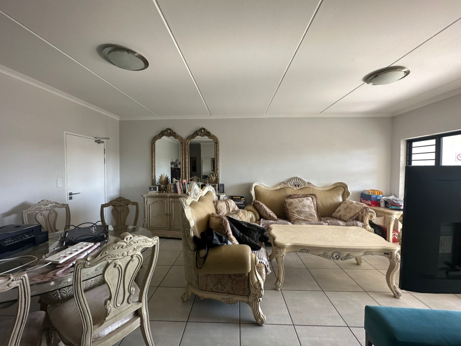 3 Bedroom Property for Sale in Willow Park Manor Gauteng