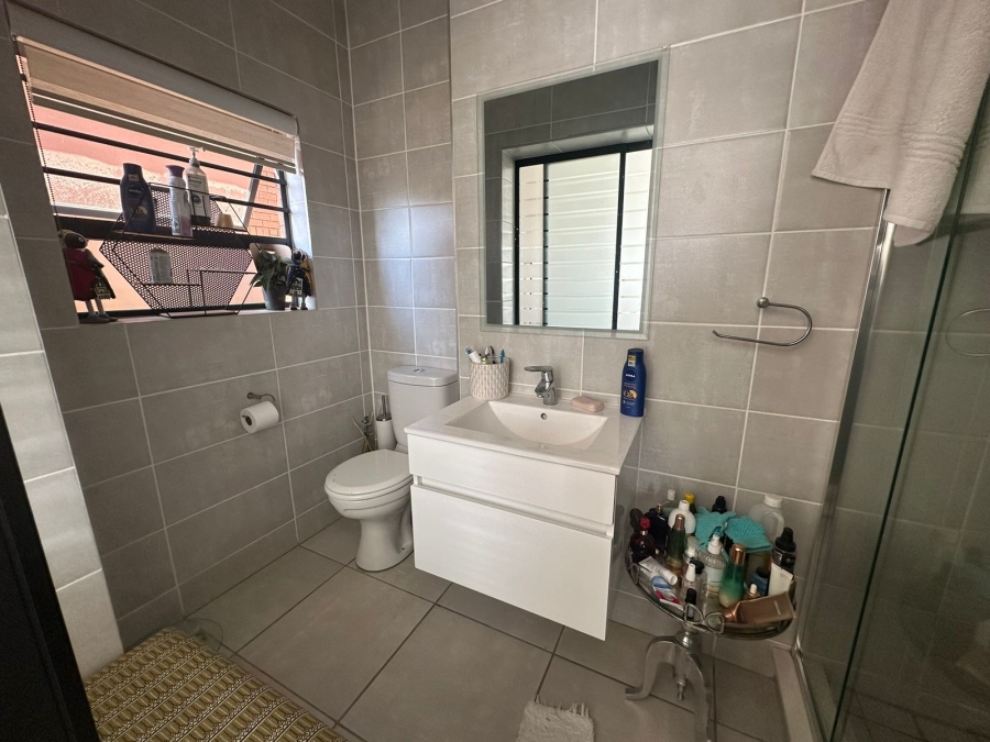 3 Bedroom Property for Sale in Willow Park Manor Gauteng