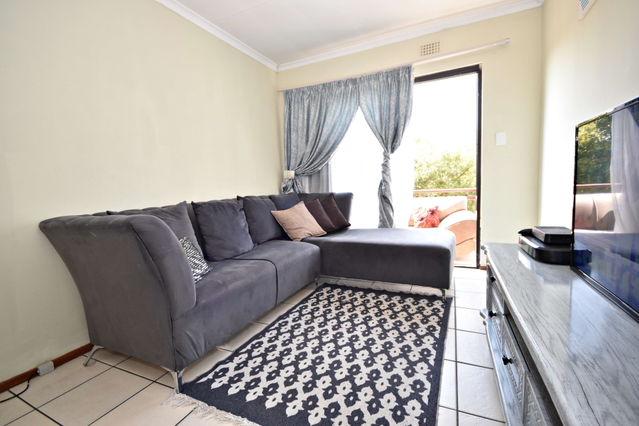 2 Bedroom Property for Sale in Sonneglans Gauteng