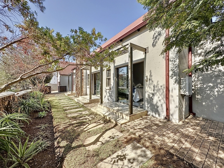 4 Bedroom Property for Sale in Southdowns Estate Gauteng