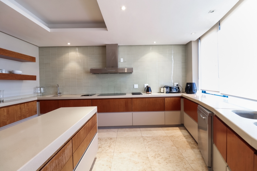 To Let 4 Bedroom Property for Rent in Morningside Gauteng