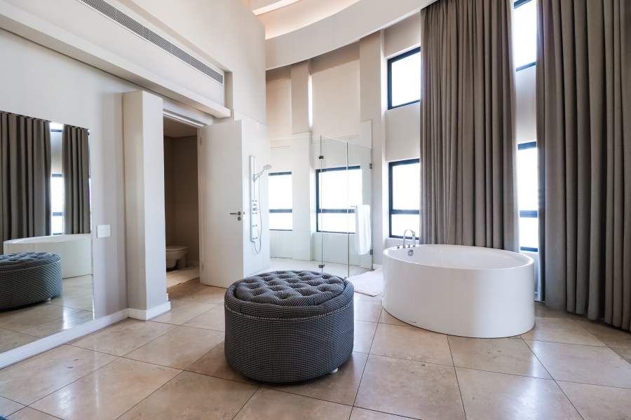 To Let 4 Bedroom Property for Rent in Morningside Gauteng