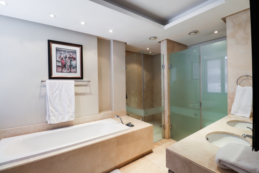 To Let 4 Bedroom Property for Rent in Morningside Gauteng